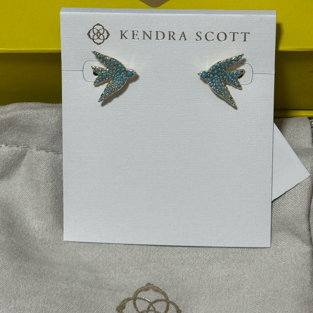 NWT Kendra Scott Melody Bird Gold Stud Earrings - Picture 5 of 7
